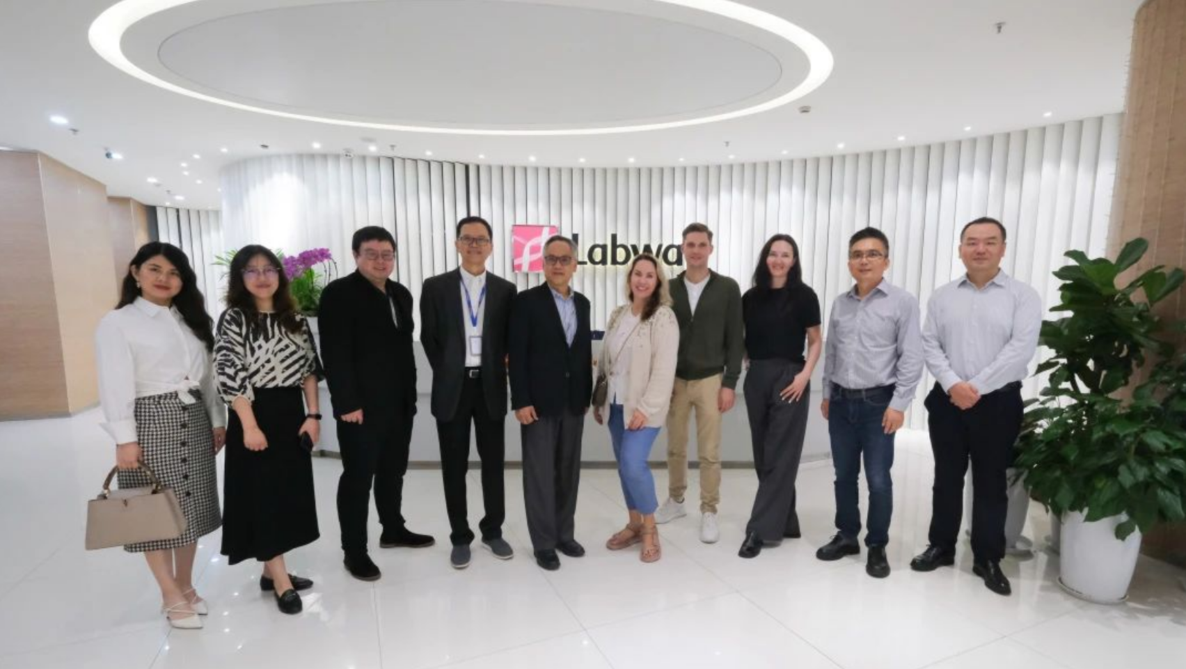 1695802063890018.png image.png